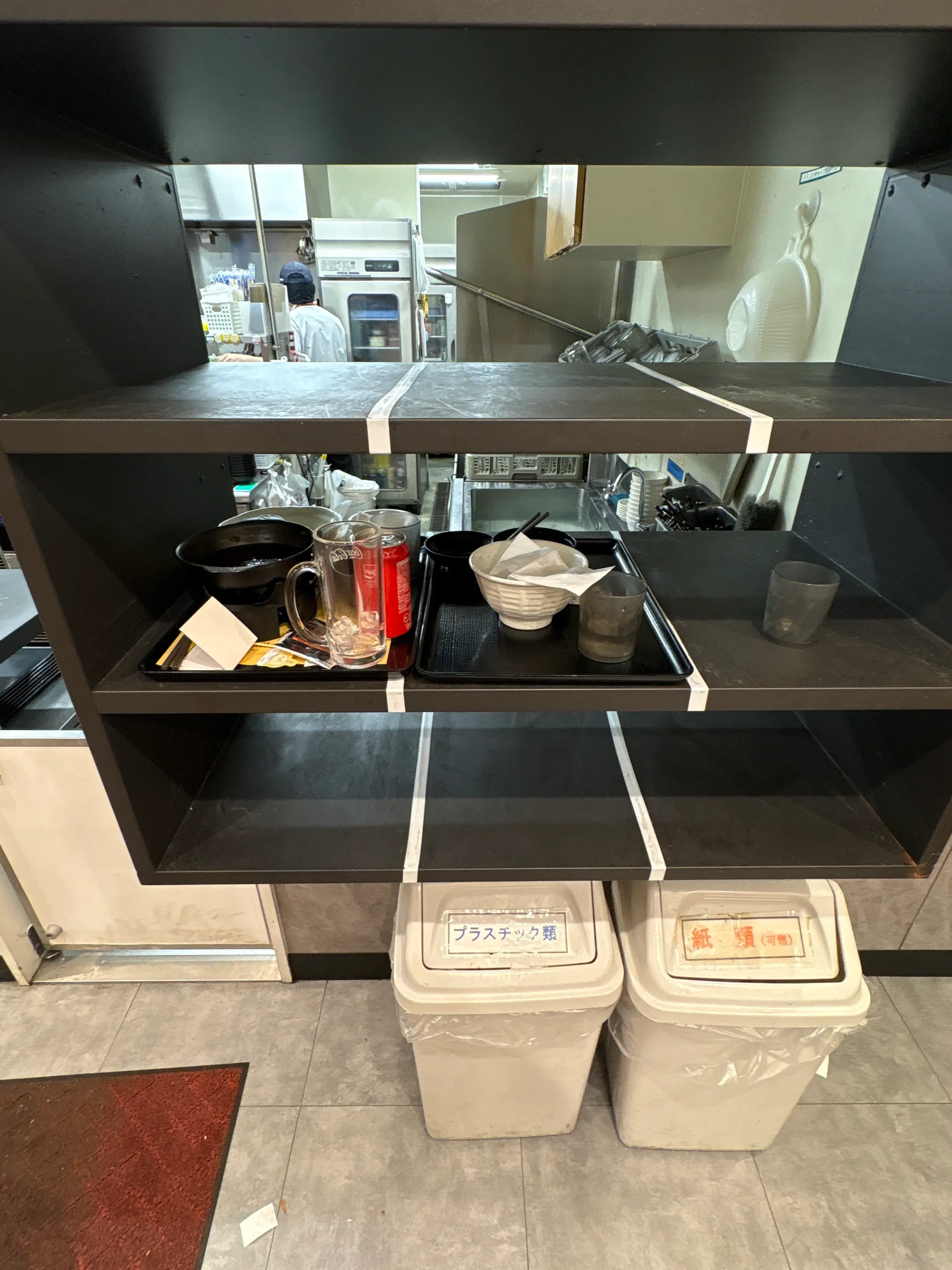 Matsuya Tray Return Area Clean up